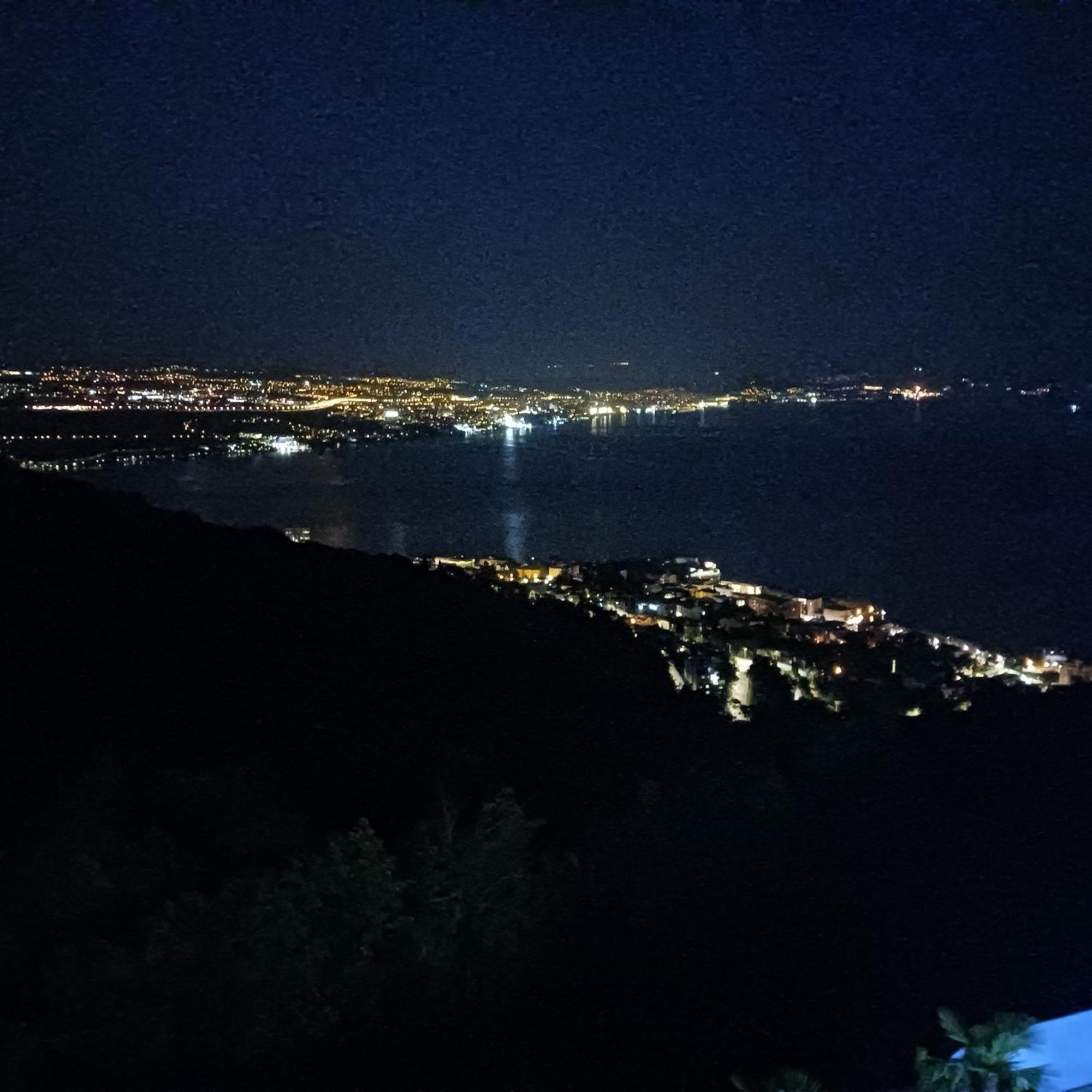 Apartment Lady Daniela Mit Meerblick In لوفغان المظهر الخارجي الصورة